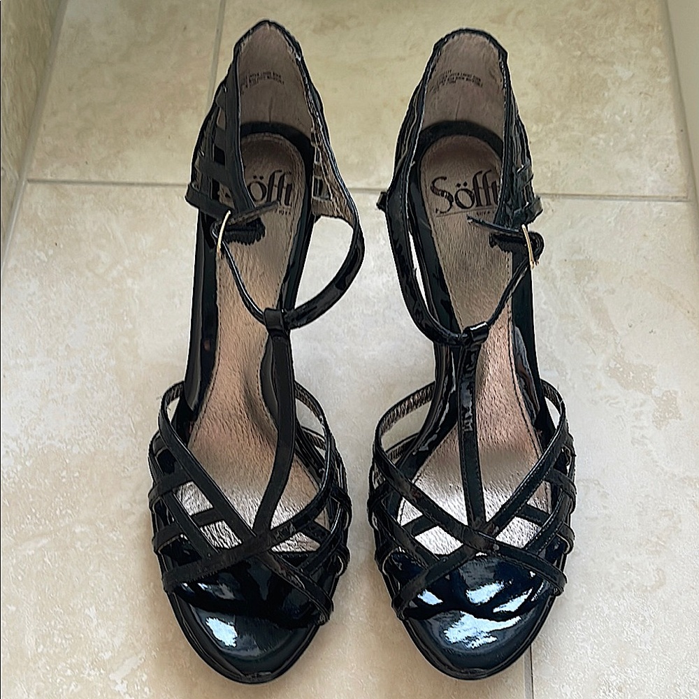 Sofft Black Heels with Strappy Design